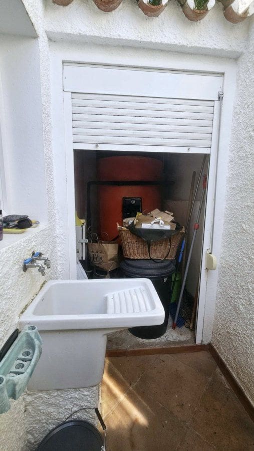 4 bedroom Villa for sale in Sotogrande - € 1,250,000 (Ref: 9353796)