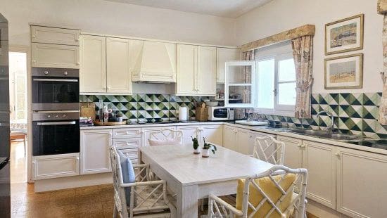 4 bedroom Villa for sale in Sotogrande - € 1,250,000 (Ref: 9353796)