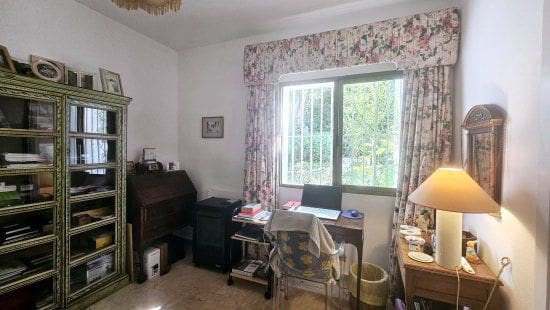 4 bedroom Villa for sale in Sotogrande - € 1,250,000 (Ref: 9353796)