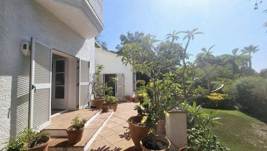 4 bedroom Villa for sale in Sotogrande - € 1,250,000 (Ref: 9353796)