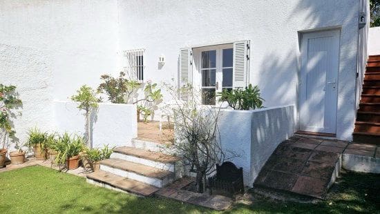 4 bedroom Villa for sale in Sotogrande - € 1,250,000 (Ref: 9353796)