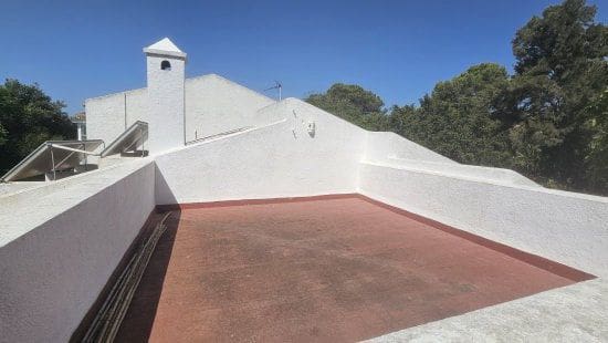 4 bedroom Villa for sale in Sotogrande - € 1,250,000 (Ref: 9353796)