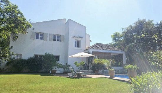 4 bedroom Villa for sale in Sotogrande - € 1,250,000 (Ref: 9353796)