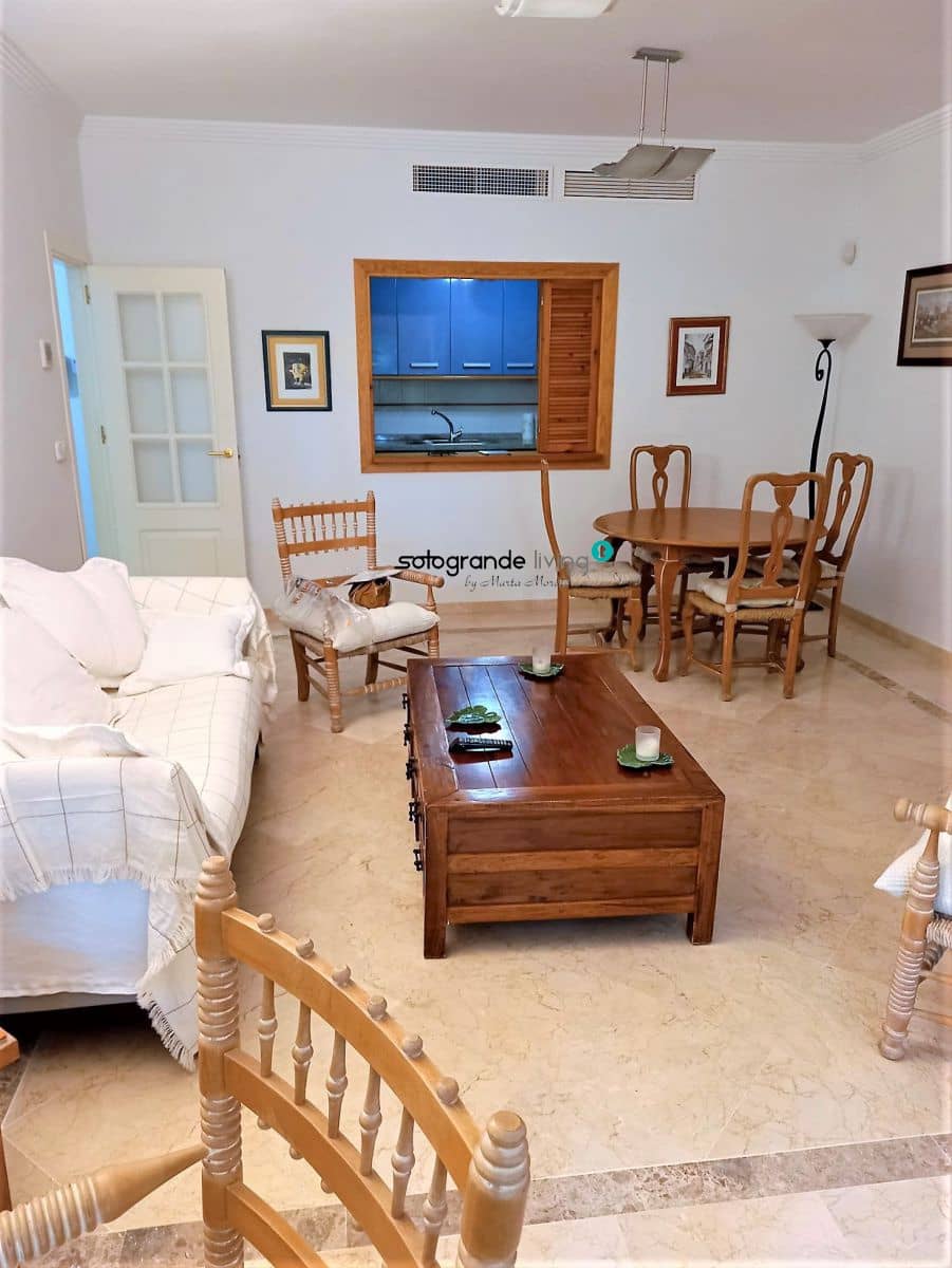 1 slaapkamer Appartement te koop in Pueblo Nuevo de Guadiaro met garage - € 270.000 (Ref: 9353798)