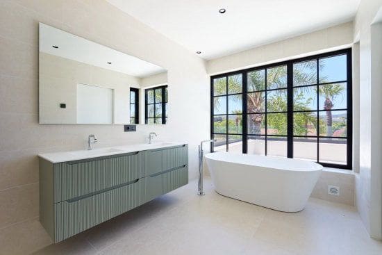 3 Zimmer Villa zu verkaufen in Sotogrande mit Garage - 2.580.000 € (Ref: 9386098)