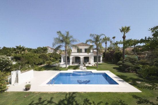 3 Zimmer Villa zu verkaufen in Sotogrande mit Garage - 2.580.000 € (Ref: 9386098)
