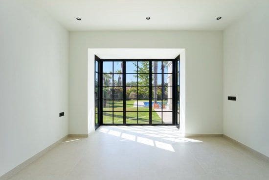 3 Zimmer Villa zu verkaufen in Sotogrande mit Garage - 2.580.000 € (Ref: 9386098)