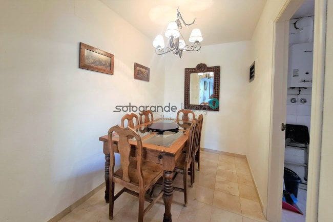 3 soveværelse Lejlighed til salg i Sotogrande med garage - € 410.000 (Ref: 9386099)