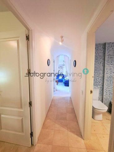 3 soveværelse Lejlighed til salg i Sotogrande med garage - € 410.000 (Ref: 9386099)