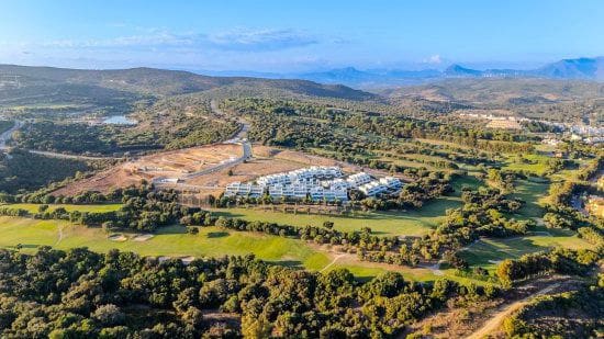 4 bedroom Villa for sale in Sotogrande with garage - € 940,000 (Ref: 9396328)