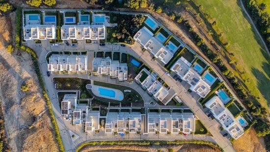 4 bedroom Villa for sale in Sotogrande with garage - € 940,000 (Ref: 9396328)