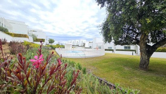 4 bedroom Villa for sale in Sotogrande with garage - € 940,000 (Ref: 9396328)