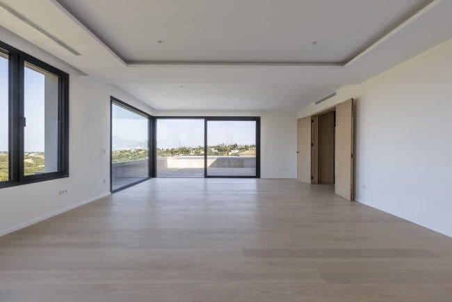 8 bedroom Villa for sale in Sotogrande - € 6,975,000 (Ref: 9398731)