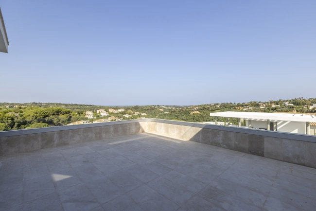 8 bedroom Villa for sale in Sotogrande - € 6,975,000 (Ref: 9398731)