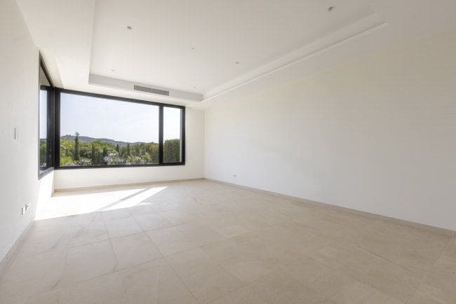 8 bedroom Villa for sale in Sotogrande - € 6,975,000 (Ref: 9398731)