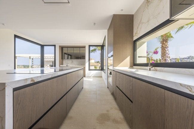 8 bedroom Villa for sale in Sotogrande - € 6,975,000 (Ref: 9398731)