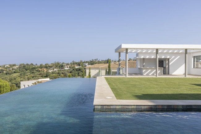 8 bedroom Villa for sale in Sotogrande - € 6,975,000 (Ref: 9398731)