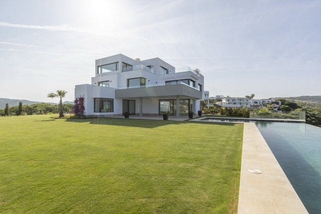 8 bedroom Villa for sale in Sotogrande - € 6,975,000 (Ref: 9398731)