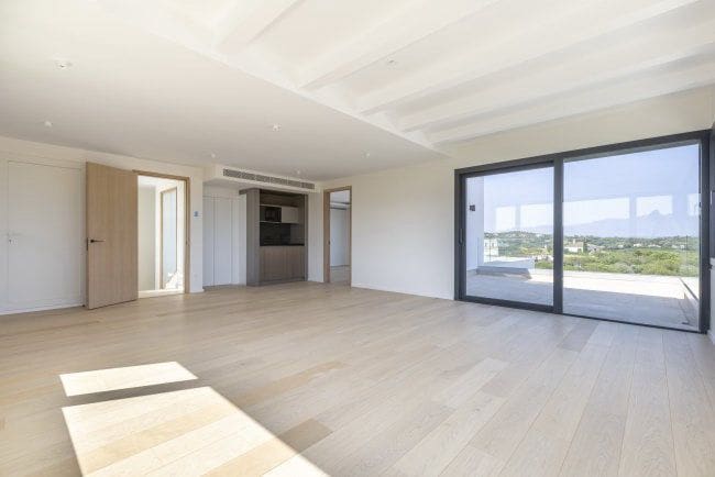 8 bedroom Villa for sale in Sotogrande - € 6,975,000 (Ref: 9398731)