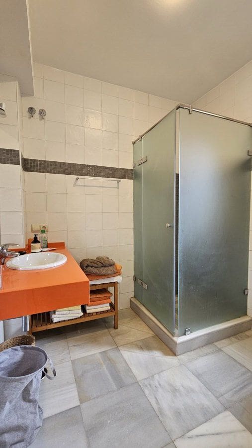 5 Zimmer Villa zu verkaufen in Sotogrande - 995.000 € (Ref: 9439728)