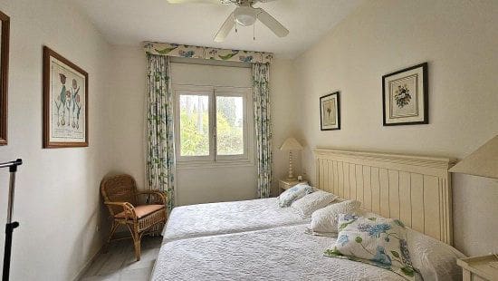 5 Zimmer Villa zu verkaufen in Sotogrande - 995.000 € (Ref: 9439728)