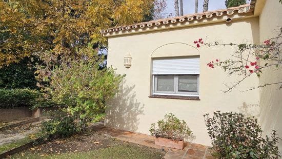 5 Zimmer Villa zu verkaufen in Sotogrande - 995.000 € (Ref: 9439728)