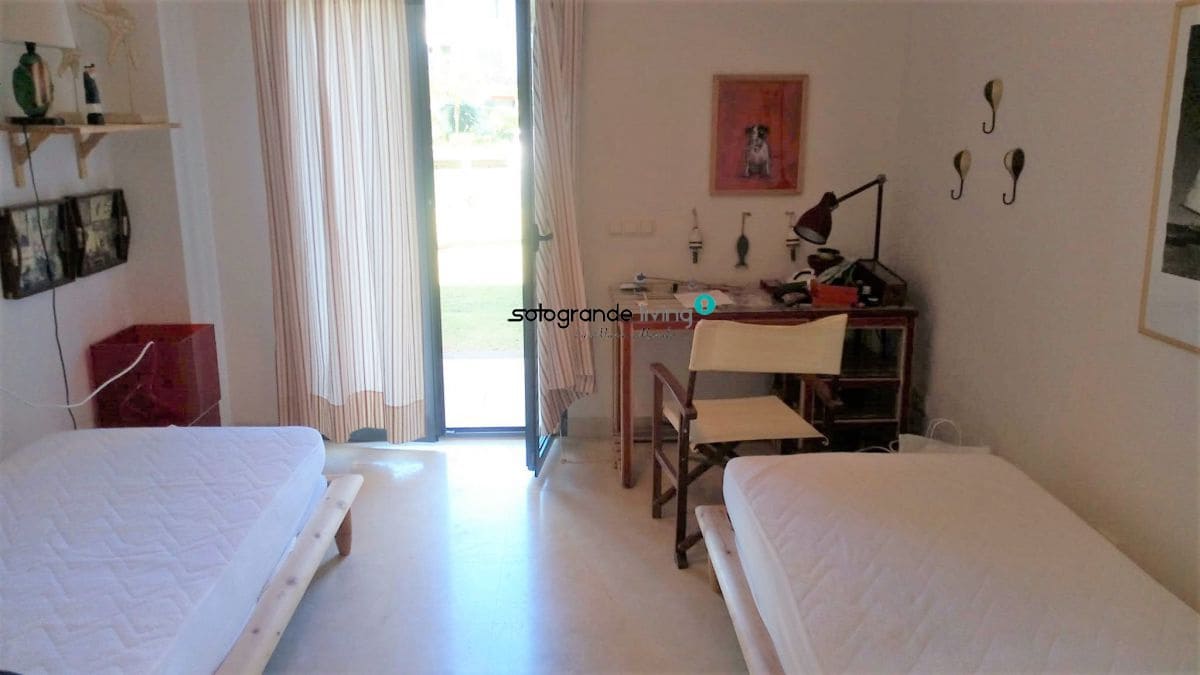 3 sovrum Lägenhet att hyra i Sotogrande med garage - 2 500 € (Ref: 9455971)