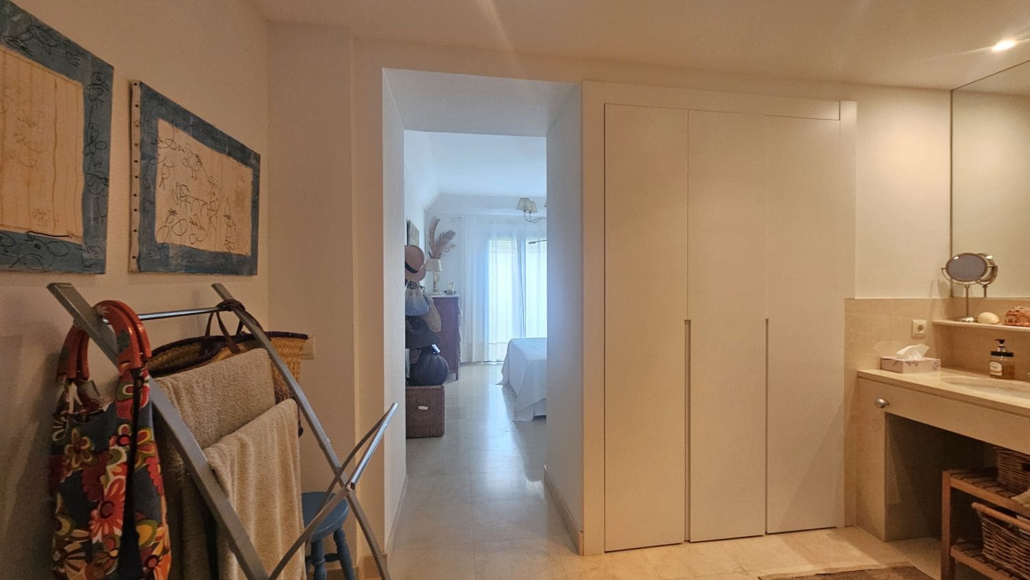 3 quarto Apartamento para arrendar em Sotogrande com garagem - 3 000 € (Ref: 9455971)