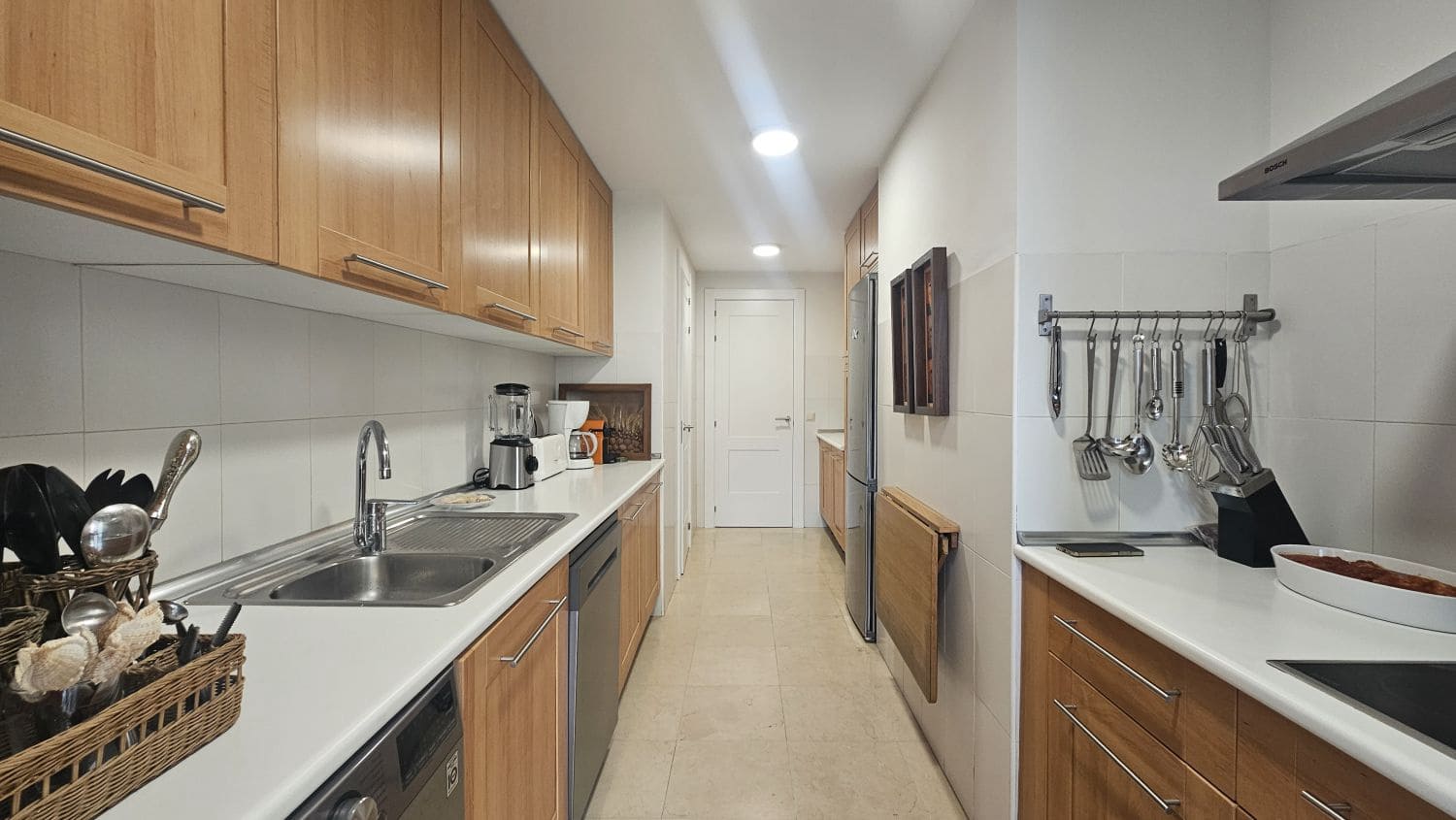 3 quarto Apartamento para arrendar em Sotogrande com garagem - 3 000 € (Ref: 9455971)