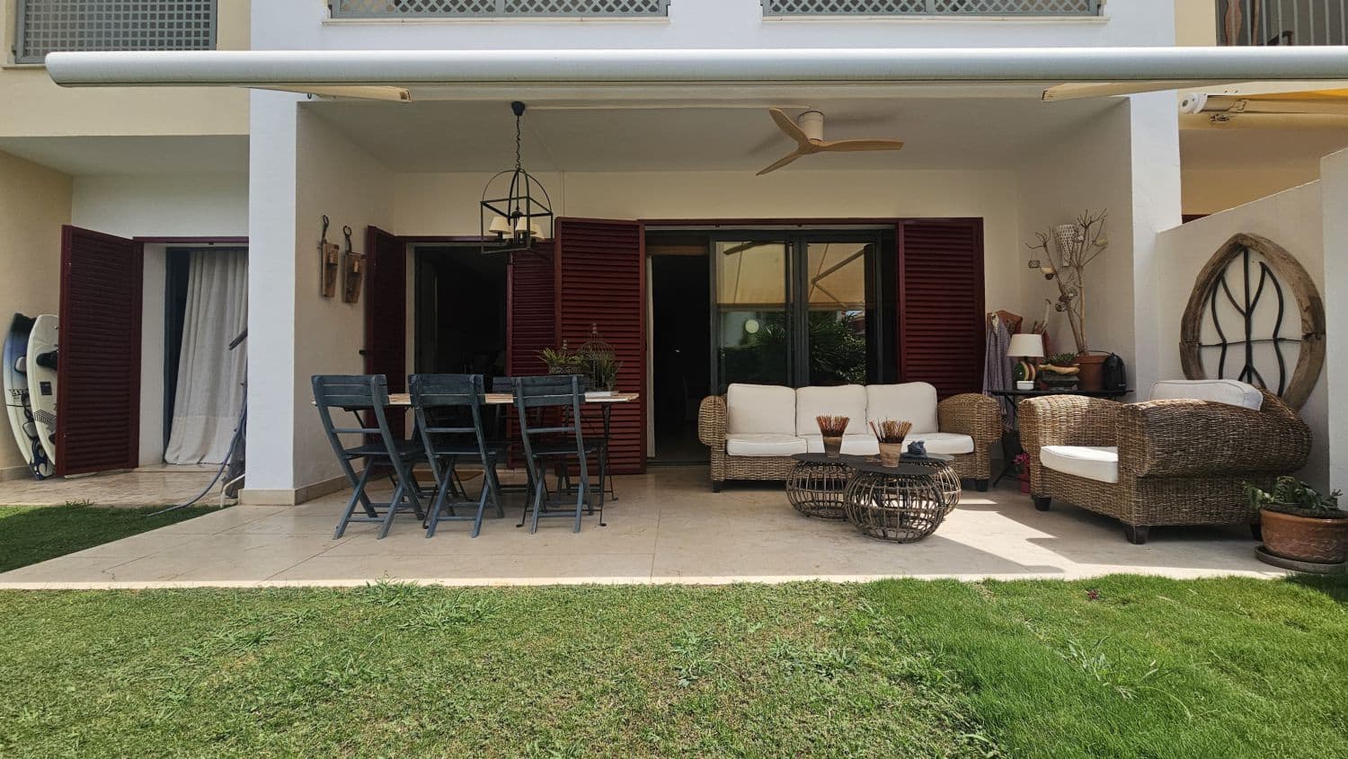 3 quarto Apartamento para arrendar em Sotogrande com garagem - 3 000 € (Ref: 9455971)