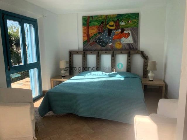 5 quarto Casa em Banda para arrendar em Sotogrande, San Roque - 3 000 € (Ref: 9455972)