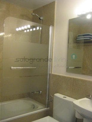 2 slaapkamer Appartement te huur in Torreguadiaro, San Roque - € 1.000 (Ref: 9468250)