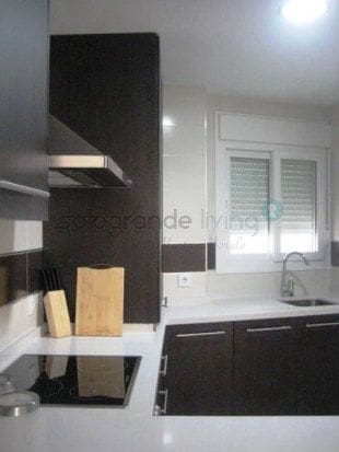 Apartamento de 2 habitaciones en Torreguadiaro en alquiler - 1.000 € (Ref: 9468250)