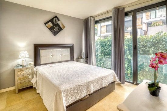 4 bedroom Villa for sale in San Enrique de Guadiaro - € 850,000 (Ref: 9561451)