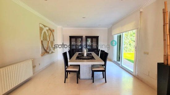 4 sypialnia Willa do wynajęcia w Sotogrande - 6 500 € (Ref: 9561452)