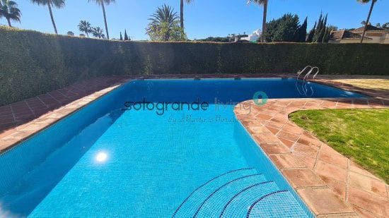 4 sypialnia Willa do wynajęcia w Sotogrande - 6 500 € (Ref: 9561452)