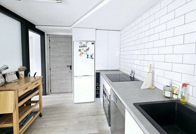 5 bedroom Villa for sale in Torreguadiaro - € 1,300,000 (Ref: 9561453)