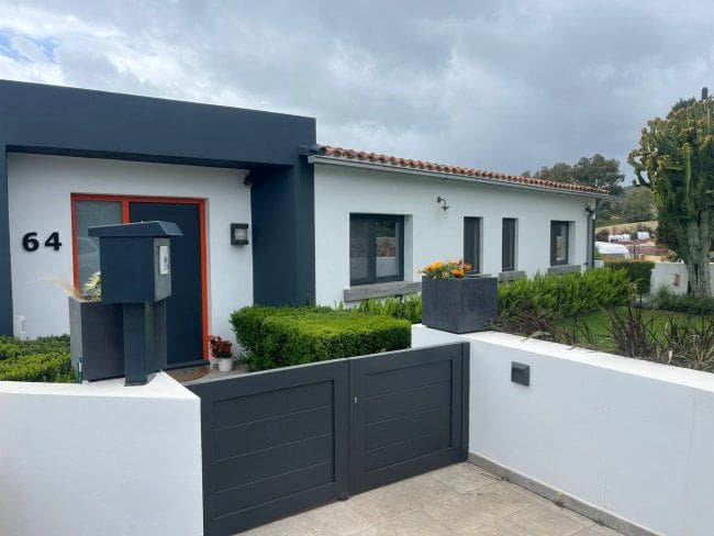 5 bedroom Villa for sale in Torreguadiaro - € 1,300,000 (Ref: 9561453)