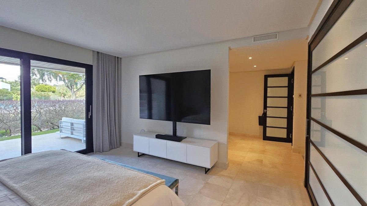 3 sypialnia Apartament na sprzedaż w Sotogrande - 1 350 000 € (Ref: 9590863)