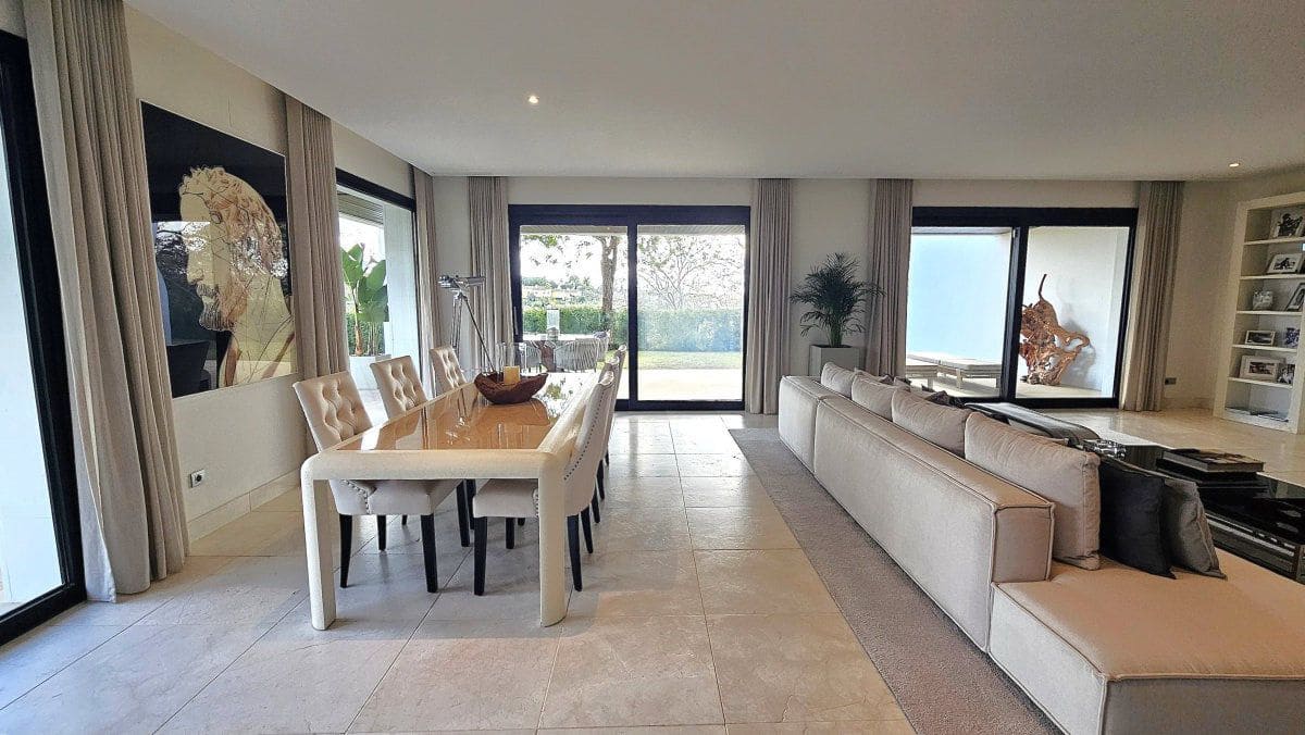 3 sypialnia Apartament na sprzedaż w Sotogrande - 1 350 000 € (Ref: 9590863)