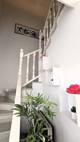3 Zimmer Haus zu verkaufen in Pueblo Nuevo de Guadiaro, San Roque mit Garage - 410.000 € (Ref: 9637260)