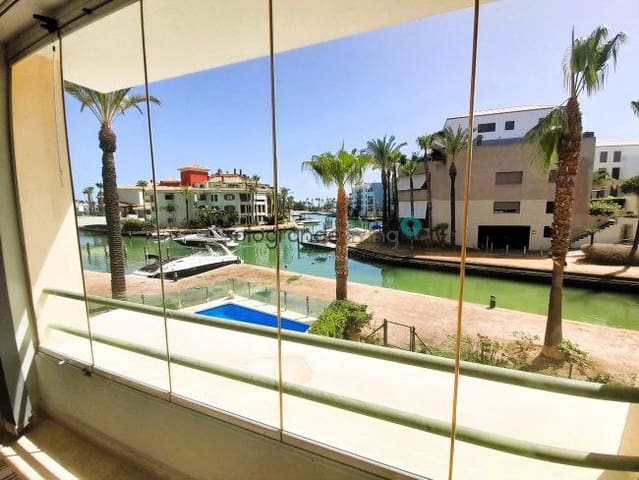 3 bedroom Apartment for holiday rental in Sotogrande, San Roque - € 2,500 (Ref: 9647896)