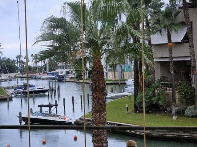 3 bedroom Apartment for holiday rental in Sotogrande, San Roque - € 2,500 (Ref: 9647896)