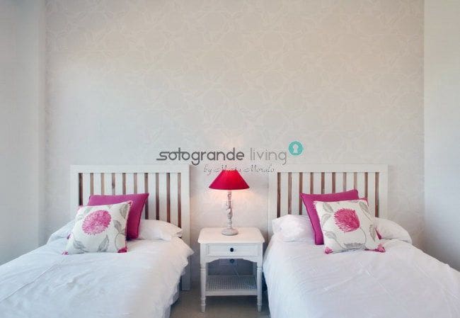 2 soverom Leilighet til leie i Sotogrande med garasje - € 2 500 (Ref: 9655798)