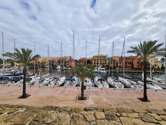 2 soverom Leilighet til leie i Sotogrande med garasje - € 2 500 (Ref: 9655798)