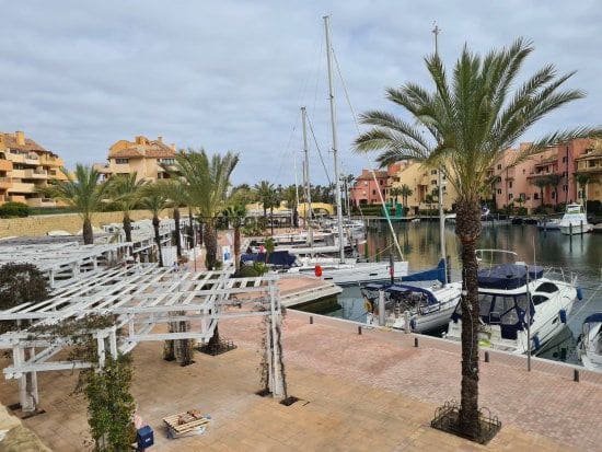 2 soverom Leilighet til leie i Sotogrande med garasje - € 2 500 (Ref: 9655798)
