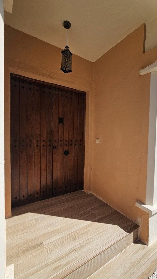 3 sovrum Villa till salu i La Alcaidesa - 620 000 € (Ref: 9698151)