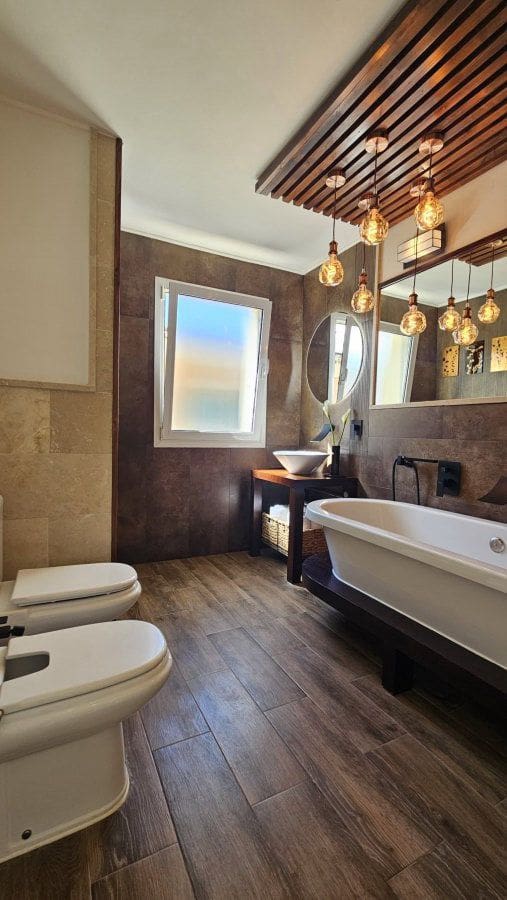 3 sovrum Villa till salu i La Alcaidesa - 620 000 € (Ref: 9698151)