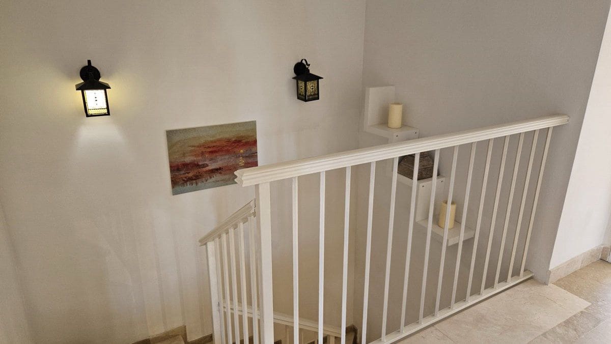 3 sovrum Villa till salu i La Alcaidesa - 620 000 € (Ref: 9698151)