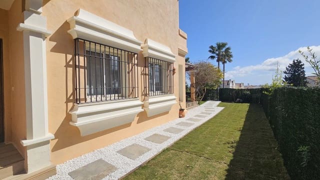 3 sovrum Villa till salu i La Alcaidesa - 620 000 € (Ref: 9698151)